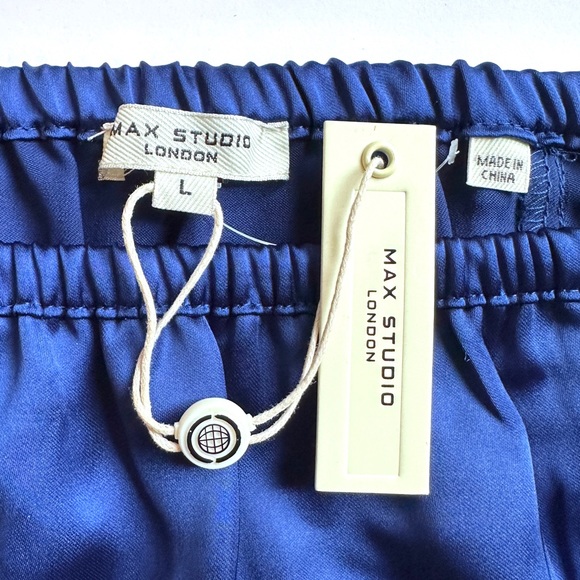 Max Studio blue satin skirt - Picture 4 of 10